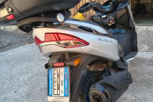 Suzuki Burgman AN400
