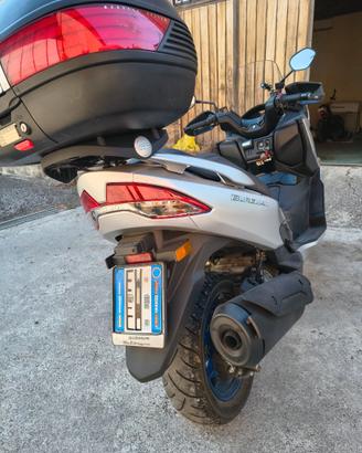 Suzuki Burgman AN400