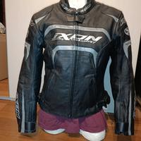 giacca moto in pelle da donna taglia m