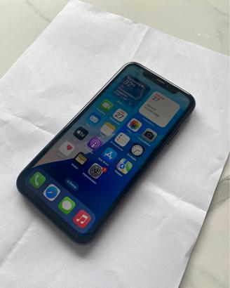 iPhone xr noir 64 GB   87 battria