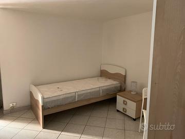 Stanza in appartamento a Catania