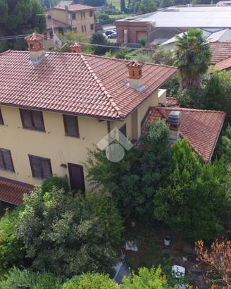 PORZIONE DI BIFAMILIARE A MERATE