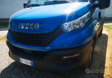 IVECO DAILY 35S14 V 3520 H2 FP furgonato