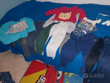 Lotto abbigliamento bambino 3/4 anni