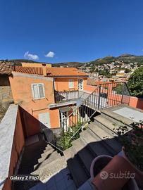 Santulussurgiu casa indipendente in centro storico