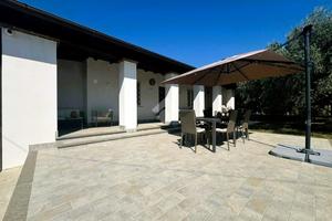 VILLA SINGOLA A CISTERNA DI LATINA