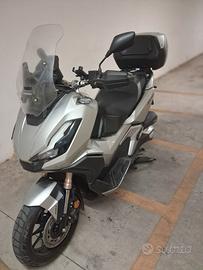HONDA ADV 350
