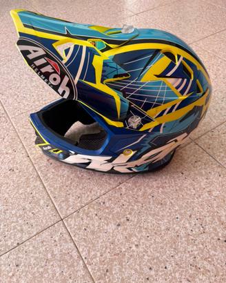 Casco airoh