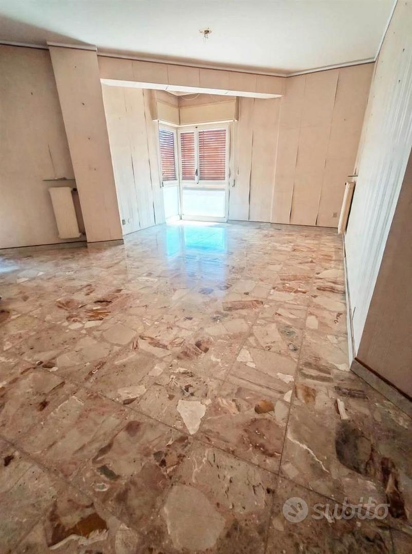 Appartamento – Palermo, Quartiere Matteotti, VIII Circoscrizione - Vista 5