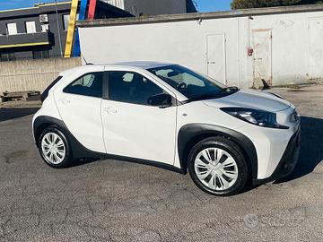 Aygo X Active 1.0 72 cv