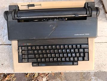 Macchina da scrivere elettrica Under wood 3000