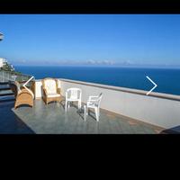 Appartamenti a picco sulla costa