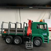 Bruder camion trasporto legname Man TGA