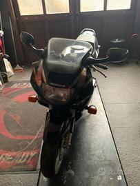 Cbr 600 f