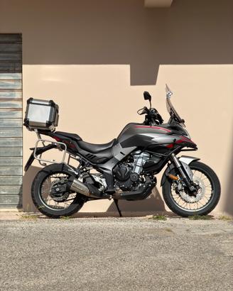 Voge Valico 500DSX 2022 | 9000km | Tris Valigie