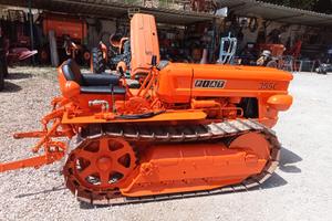 Trattore cingolato Fiat 355 vigneto