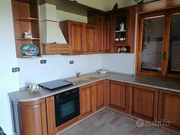 Cucina legno massello