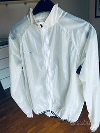 Mantellina antivento