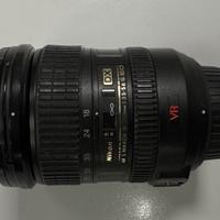 Obiettivo Nikon 18-200 mm/3,5-5,6 DX AF-S G ED VR