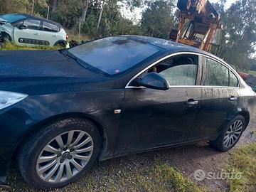 OPEL INSIGNA RICAMBI USATI