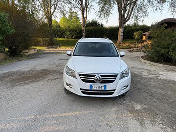 volkswagen  tiguan 2.0 diesel