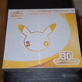 Pokemon Set allenatore 30 esimo