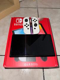 Nintendo switch oled NUOVA