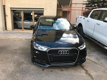 Audi A1 TDI 90cv S-line OK NEO PATENTATI