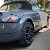 Audi tt roadster