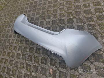 paraurti posteriore toyota yaris 14-17