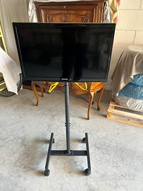 Tv Samsung 24 pollici su carrello