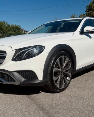 MERCEDES E  ALL- TERRAIN 4 MATIC  220d