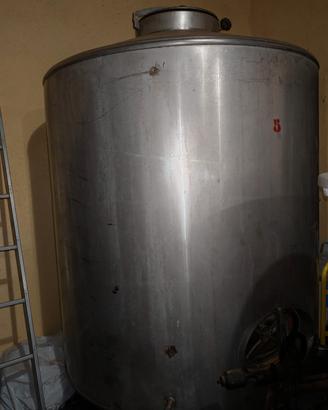 Serbatoio in acciaio inox 2500 litri