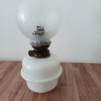 Lume a olio con vetro opalino