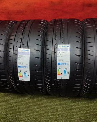235 35 19 Gomme Michelin PilotSport Cup2 235 35R19