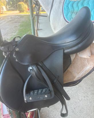 Sella Equestro da Salto Multiuso 17,5 senza staffe