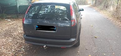 ford focus tdci sw con gancio di traino