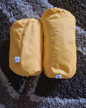 2 impermeabili con cappuccio per bmbini/ragazzi