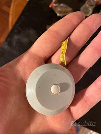 Piccolo metro arrotolabile