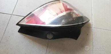 Faro posteriore opel astra h