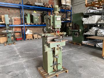 Cavatrice a catena RGA Bispecial a 3 lavorazioni