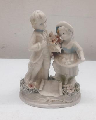 Statuetta Vintage in Porcellana Biscuit
