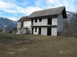 Fabbricato in Via Campeccio