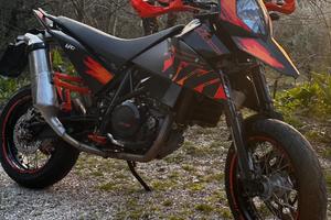 KTM 690 Supermoto 21.700 km 2008