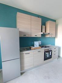 Cucina semi nuova 