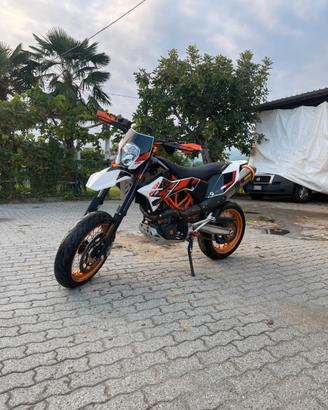 Ktm 690 smc r abs