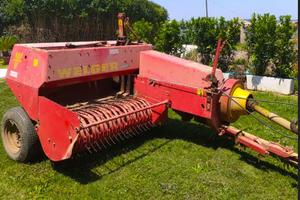 Pressa Imballatrice WELGER per fieno, paglia,