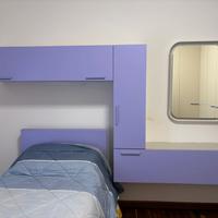Letto singolo con contenitore e mensole con ante