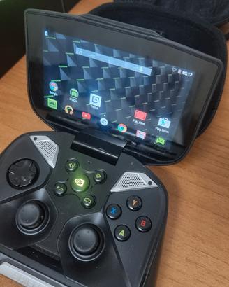 NVIDIA Shield Portable Con Custodia Originale 