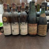 Bottiglie di vino datato.
